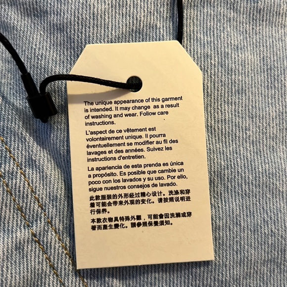 Brand new ripped jean 501 shorts - Picture 3 of 10